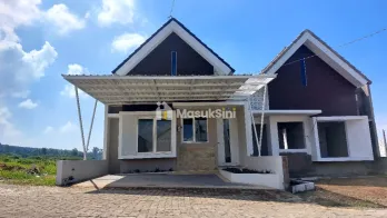 RUMAH MINIMALIS MODERN 10 MENIT KE ALUN-ALUN KARANGPLOSO