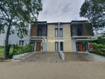 RUMAH MODERN 2 LANTAI DALAM CLUSTER DI JANTUNG KOTA CIBINONG