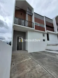 Rumah Modern Konsep Perumahan Komersil DiSekarpuro - Pakis