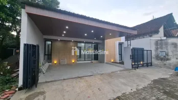 RUMAH SIAP HUNI DESIGN MODERN DEKAT MAGUWOHARJO, SLEMAN