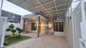 RUMAH SIAP HUNI TANAH LUAS DEKAT KAMPUS UPN, MAGUWOHARJO