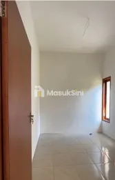RUMAHH SIAP HUNI KOMERSIL HARGA SEPERTI RUMAH SUBSIDI LOKASI KEDUNGREJO PAK