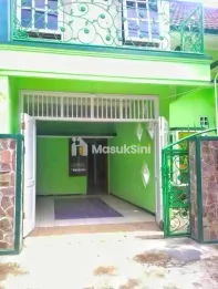 Sewa Rumah 3 Lantai Jalan Saxophone 8KT dekat Unmuh Malang