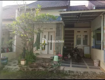 DI JUAL RUMAH MINIMALIS LOKASI DALAM PERUMAHAN JALAN IKAN² KOTA MALANG