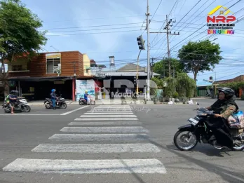 Dijual Ruang Usaha Strategis di Lateng Banyuwangi – Luas 195 m² SHM