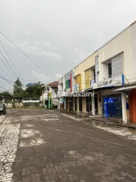 Dijual Ruko 2 Lantai Pinggir Jalan Raya Garut &ndash; SHM, Strategis, Cocok Usaha