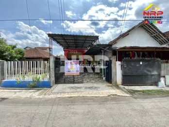 Dijual Rumah second 300 jtan - Di Genteng Banyuwangi