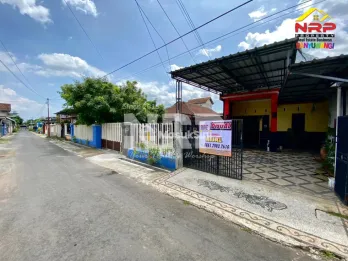 Dijual Rumah second 300 jtan - Di Genteng Banyuwangi