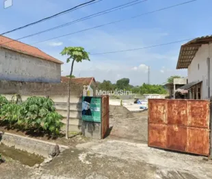 GUDANG DI PARE LOKASI STRATEGIS