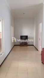 Hunian Nyaman di Palm Spring Regency, Jambangan Barat Surabaya