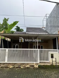 Rumah 2 lantai Siap huni di Sancefilla Jember