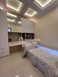 RUMAH DENGAN DESAIN MODERN 1 LANTAI LOKASI STRATEGIS