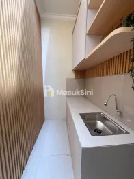 RUMAH DENGAN DESAIN MODERN 1 LANTAI LOKASI STRATEGIS