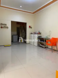 Rumah di Kawasan Ploso Timur – Banyak Potensi