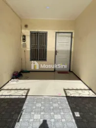 Rumah di Kawasan Ploso Timur – Banyak Potensi