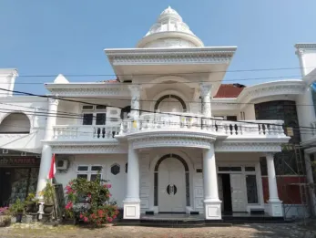 RUMAH DIJUAL DAERAH ARAYA MALANG 3 KAPLING JADI SATU COCOK UNTUK TEMPAT PER