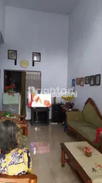 RUMAH DIJUAL DI SAWOJAJAR MURAH DEKAT SEKOLAH DAN PASAR