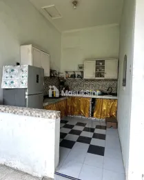 Rumah Dijual Mojo Kediri Pinggir Jalan Raya, Cocok Usaha, Tanah Luas