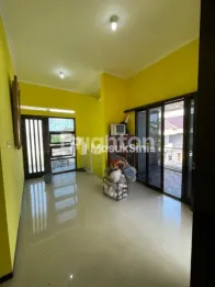 RUMAH HOOK 2LANTAI DI AREA TENGAH KOTA MALANG
