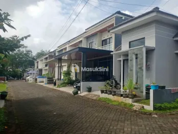 RUMAH HUNIAN KOMERSIAL MINIMALIS MODERN UNIT TERBATAS AREA PAKISAJI