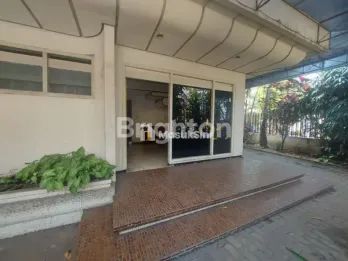 RUMAH JANTI BARAT STRATEGIS JALAN BESAR