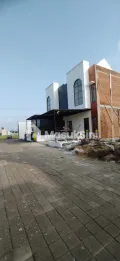 RUMAH MEWAH 2 LANTAI FREE KANOPI LOKASI DI SUKUN KOTA MALANG