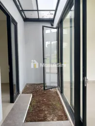 RUMAH MEWAH DENGAN DESAIN MODERN MINIMALIS
