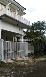 Rumah Minimalis 4 Kamar Tidur di Patraland Tasikmadu Malang