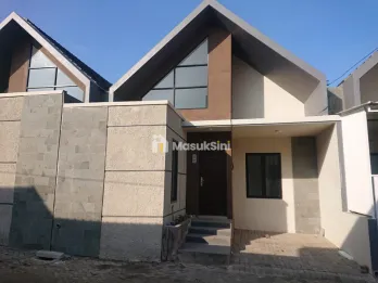RUMAH MODERN 2 LANTAI HARGA TERMURAH DI KOTA MALANG