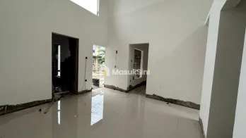 RUMAH MODERN 2 LANTAI HARGA TERMURAH DI KOTA MALANG
