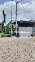 Rumah Pojok Minimalis di Bentuyuns garden Sukorambi Jember