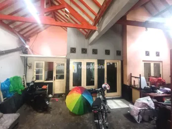 Rumah Usaha Dijual Jl Laksda Adi Sucipto Blimbing