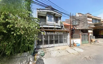 Dijual Rumah 2 Lantai di Jl Kutisari Surabaya