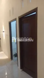 DIJUAL RUMAH DIBELAKANG ARAYA