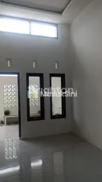 DIJUAL RUMAH DIBELAKANG ARAYA