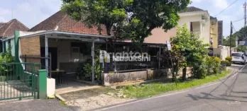 DIJUAL RUMAH DIBUAT CAFE JL.SUNGAI- SUNGAI