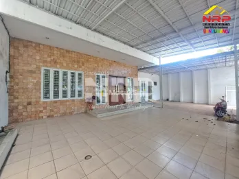 Dijual Rumah Klasik Tepi Jalan Utama - Banyuwangi