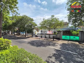 Dijual Rumah Klasik Tepi Jalan Utama - Banyuwangi