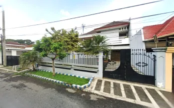 Dijual Rumah Modern 2 Lantai di Jl Tambora Tidar Kota Malang