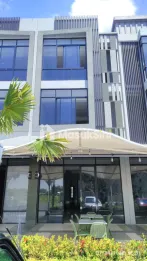 Disewakan Ruko Beverly, Pakuwon City Surabaya Timur