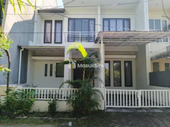 Jarang Ada! Jual Rumah 2 Lt SHM Koala Regency, Sukolilo dekat Pakuwon city