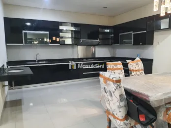 Jual Cepat Murah Rumah di Pakuwon Indah PF, Surabaya