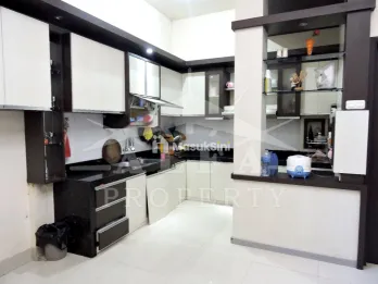 Jual Rumah 2 Lantai Mewah Furnish Siap Huni