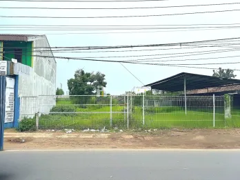LAHAN PINGGIR JALAN PANTURA KARAWANG