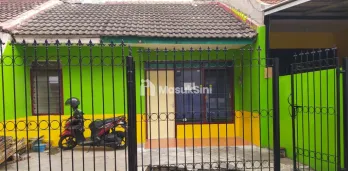 Rumah 2 lantai 3KT di Landungsari Malang