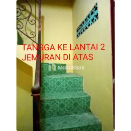 Rumah 2 lantai 3KT di Landungsari Malang