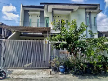 Rumah 2 lantai di Basuki Rahmat dekat SMA 3 Jember