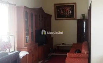 Rumah 3 Lantai Dijual Jl Widodaren Kayutangan Heritage Pusat Kota Malang