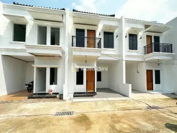 Rumah American Classic Ceger Cipayung Jakarta Timur