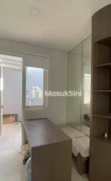 Rumah Eksklusif 2 Lantai Grand Pakuwon Queensland